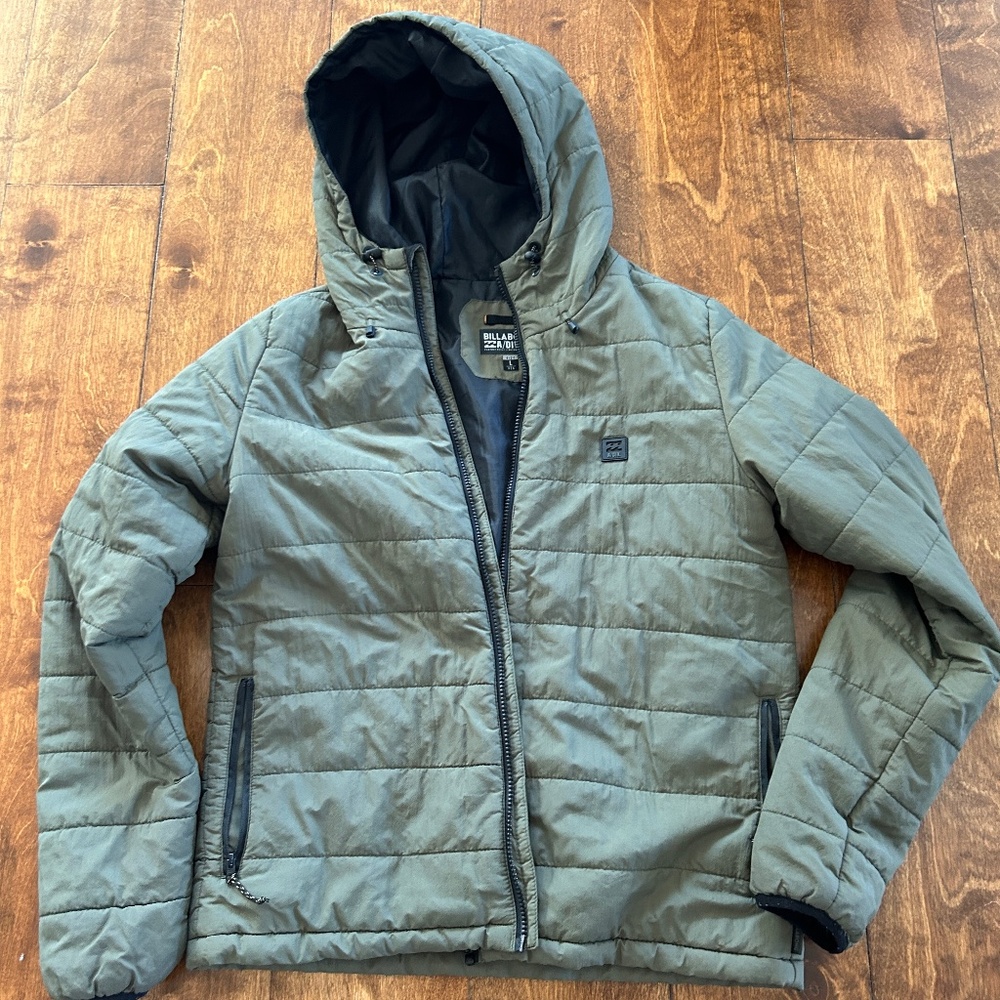 Billabong zip puffer jacket size L Olive